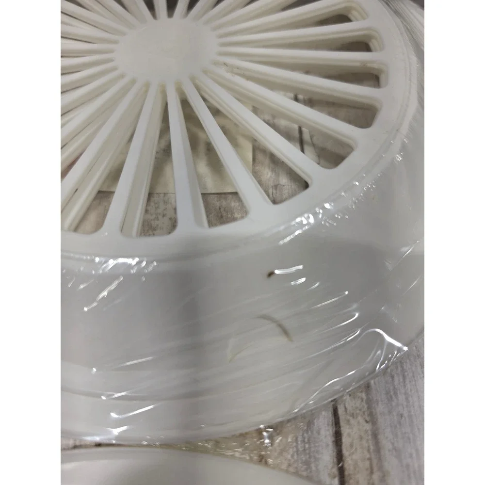 Set of 16 White Plastic Paper Plate Holders 9 Inch Reusable BBQ‎ Picnic USA Made